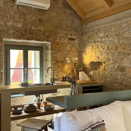 Stonehouse Zrmanja Apartment