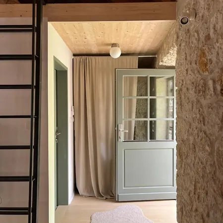 Stonehouse Zrmanja Obrovac