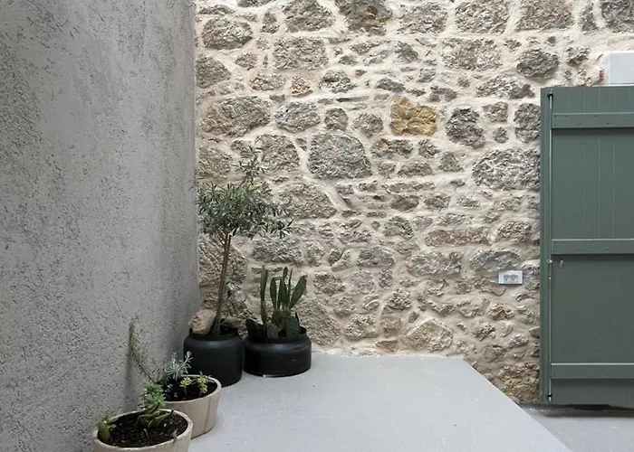 Stonehouse Zrmanja *